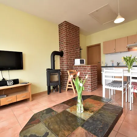 Spacious Home, Zierow, Cleaning Included Feriehus *